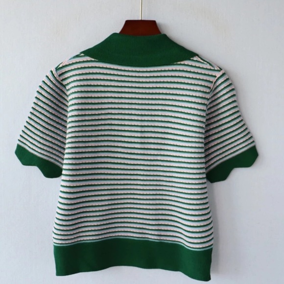 NWOT Loose Knit Green & Pink Stripped Sweater With White Flower Buttons Size M - Picture 6 of 10